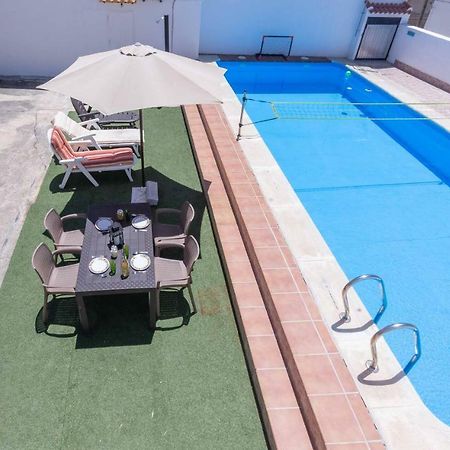 Vila Casa Pepita Cacin Exteriér fotografie