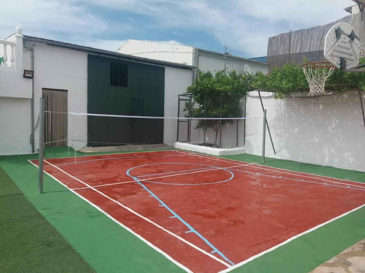 Vila Casa Pepita Cacin Exteriér fotografie