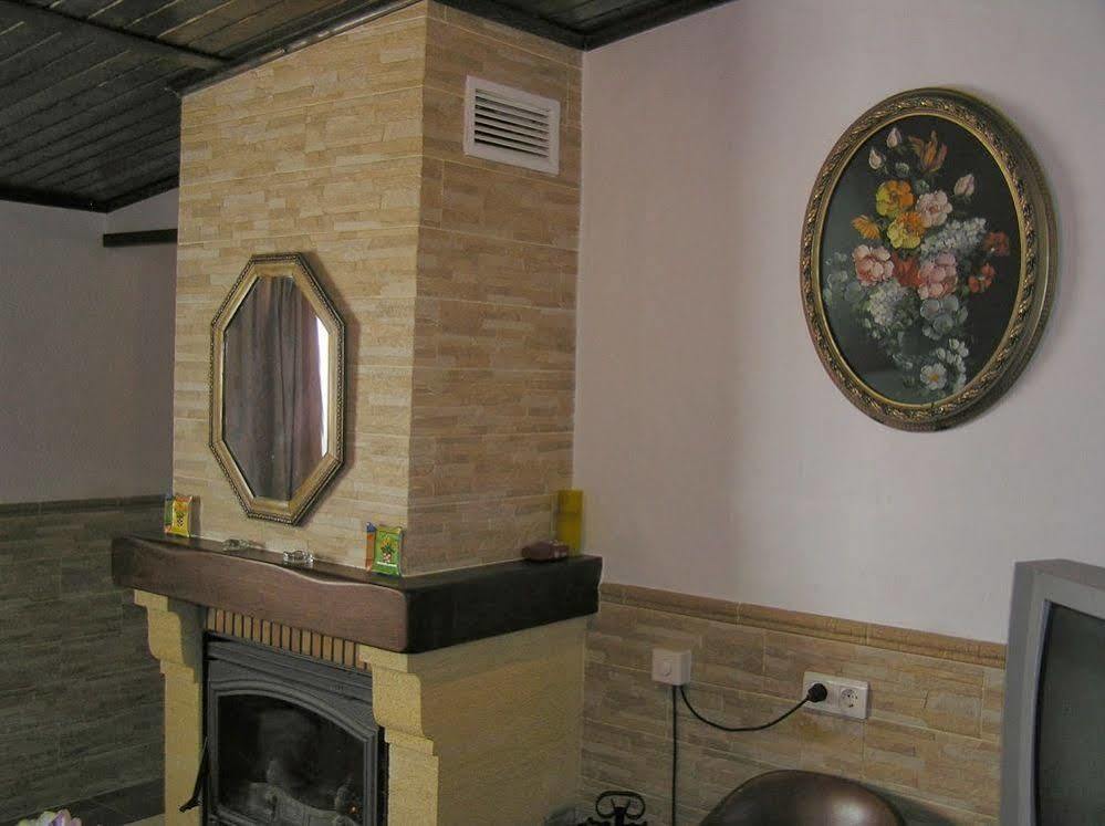 Vila Casa Pepita Cacin Exteriér fotografie