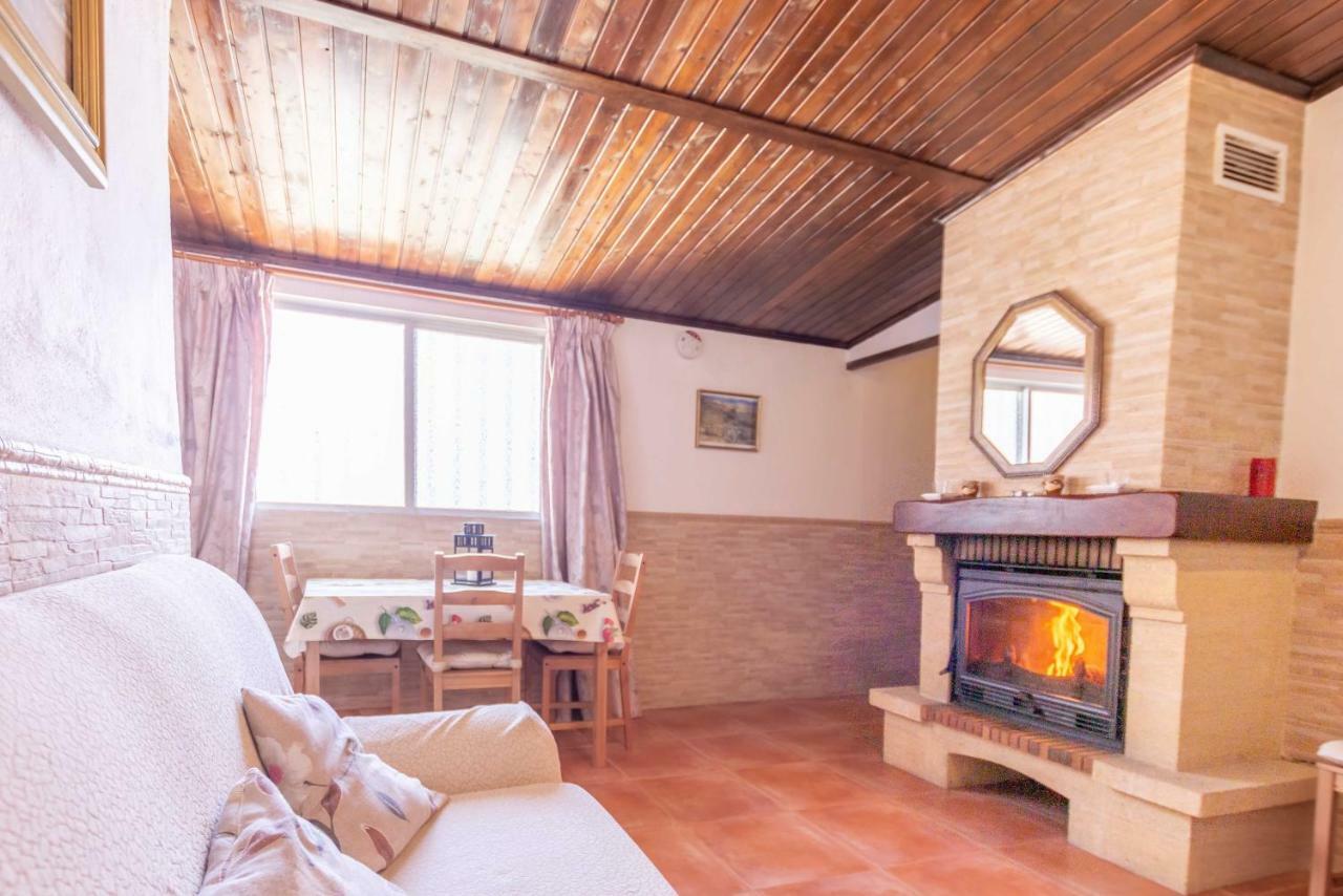 Vila Casa Pepita Cacin Exteriér fotografie